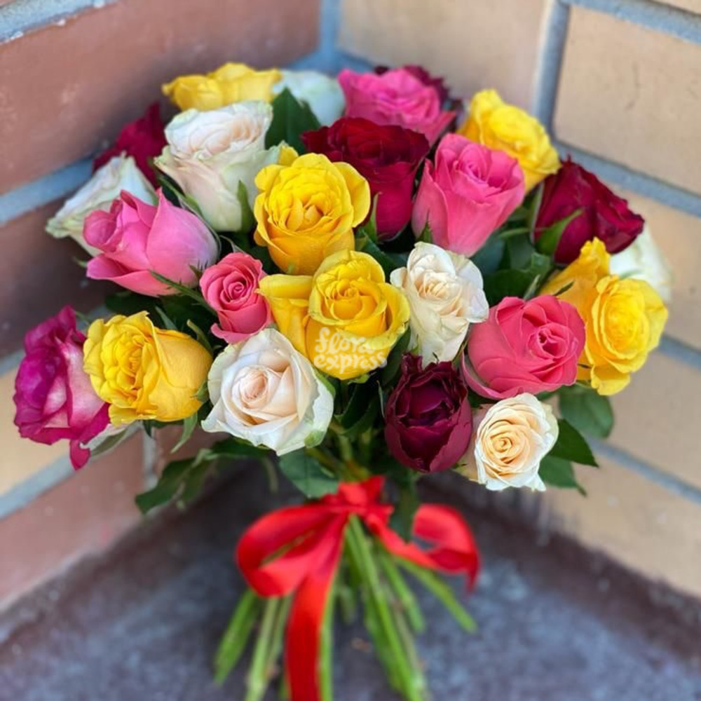 

Букет «Flora Express», 25 разноцветных роз